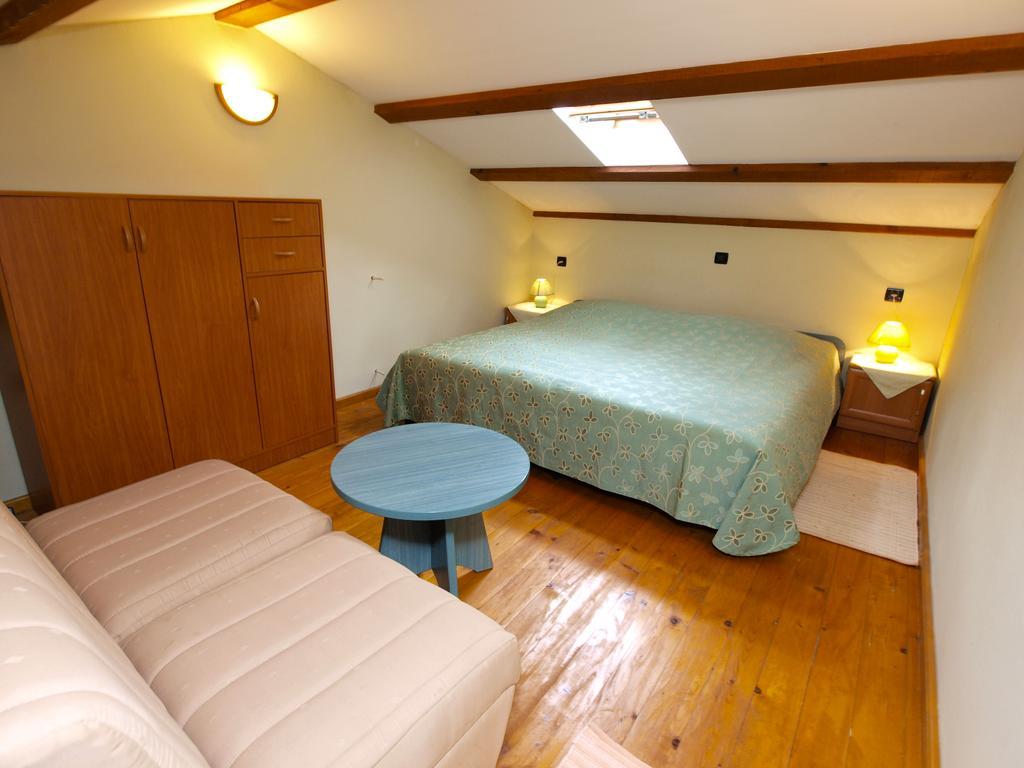Apartments Voltica 1049 ロヴィニ エクステリア 写真