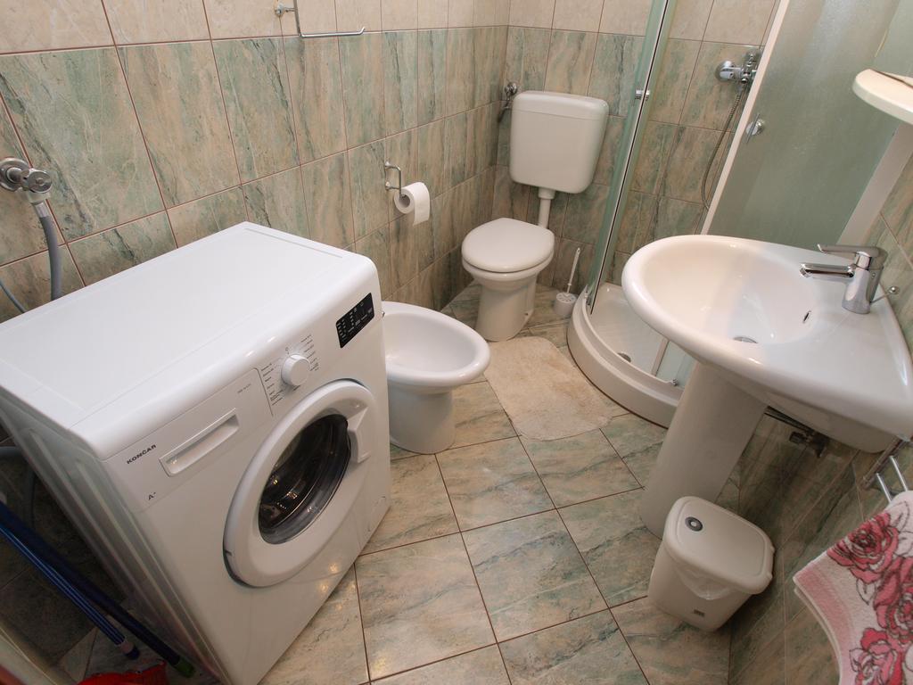 Apartments Voltica 1049 ロヴィニ エクステリア 写真